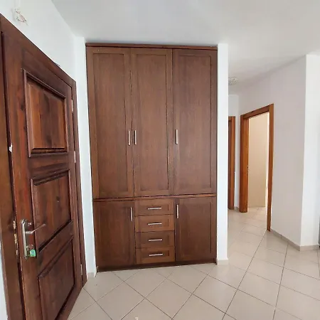Ibak Apartment *