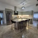 شقة Ibak