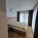 Ibak Apartment *